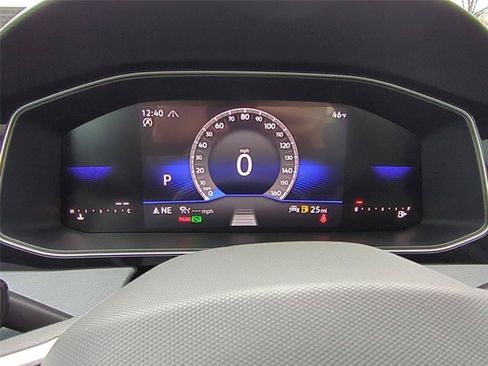 New 2026 Volkswagen Jetta SE FWD image 12