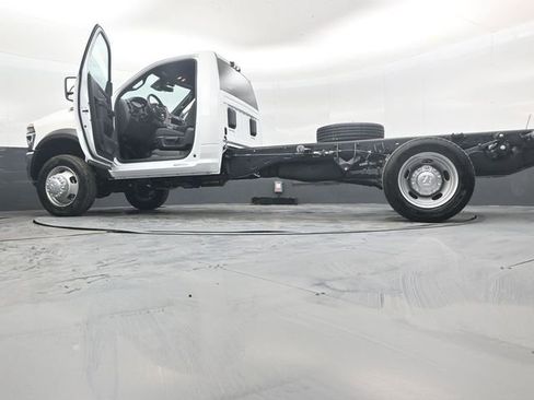 New 2026 RAM 5500 Tradesman AWD/4WD image 52