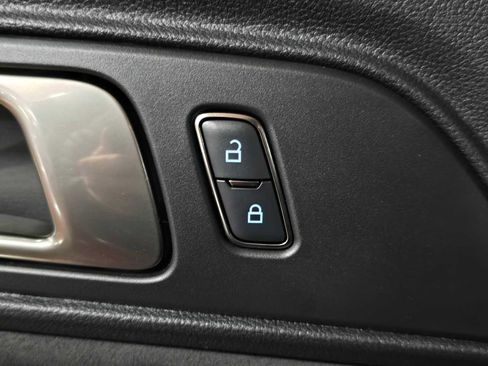 Used 2017 Ford Mustang Shelby GT350 w/ Electronics Package image 30