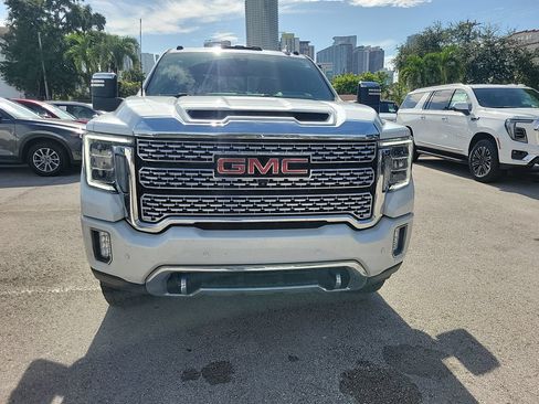 Used 2021 GMC Sierra 2500 Denali w/ Denali Ultimate Package AWD/4WD image 2