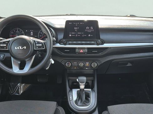 Used 2023 Kia Forte LXS image 13