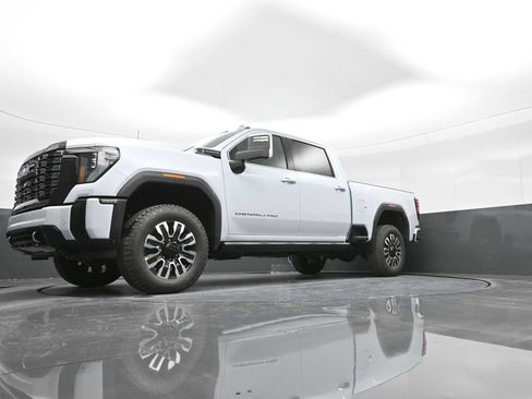 New 2026 GMC Sierra 2500 Denali Ultimate image 37