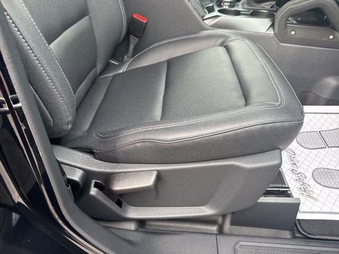 New 2026 Ford Bronco Badlands image 19