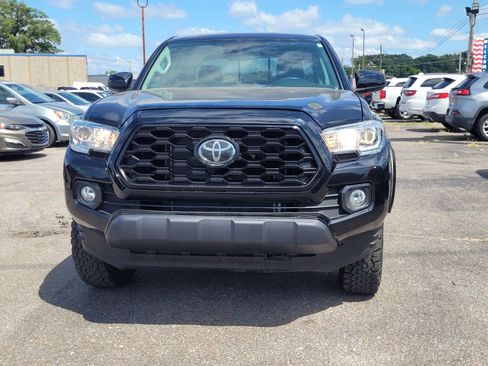 Used 2019 Toyota Tacoma 4x4 Double Cab image 5
