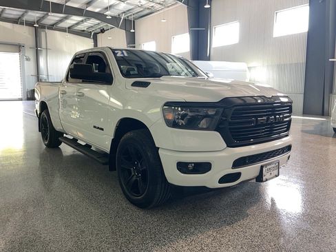 Used 2021 RAM 1500 Big Horn AWD/4WD image 1