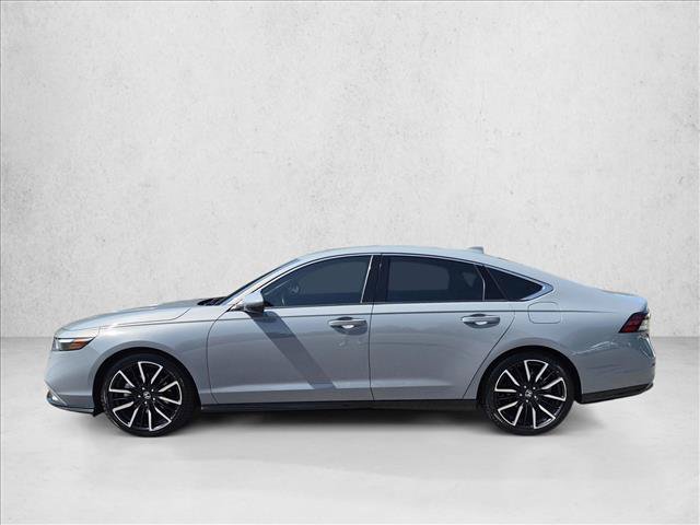 Used 2024 Honda Accord Touring image 9