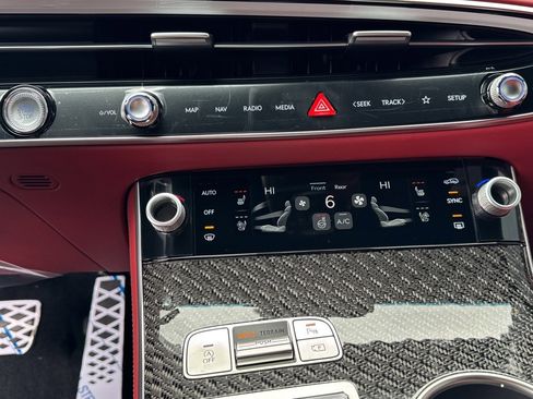 New 2026 Genesis GV70 3.5T Sport Prestige image 9