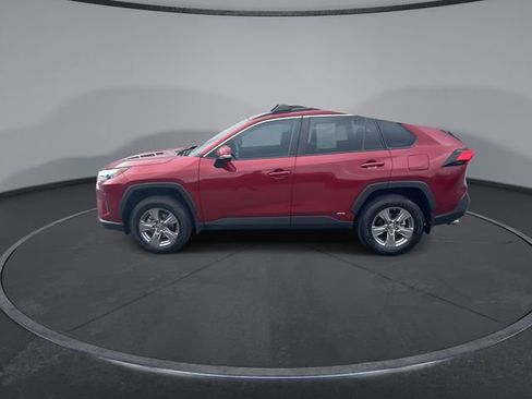 Used 2024 Toyota RAV4 LE AWD/4WD image 9