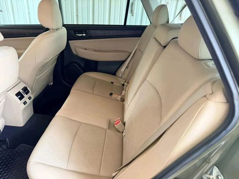 Used 2016 Subaru Outback 2.5i Limited AWD/4WD image 24
