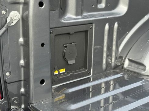 Used 2025 Ford F150 STX w/ Equipment Group 200A image 16