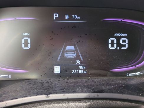 Used 2025 Kia Soul FWD image 12