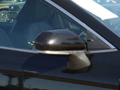 Certified 2023 Toyota Camry SE image 7