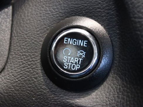 Used 2012 Ford Focus Titanium image 23