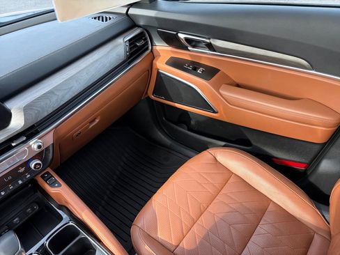 Used 2024 Kia Telluride SX Prestige X-Line image 20