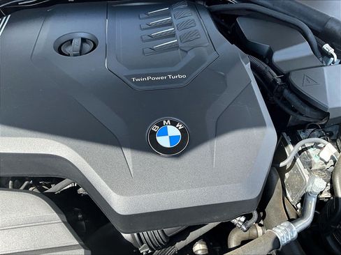 Used 2023 BMW 330i xDrive Sedan w/ Premium Package AWD/4WD image 31