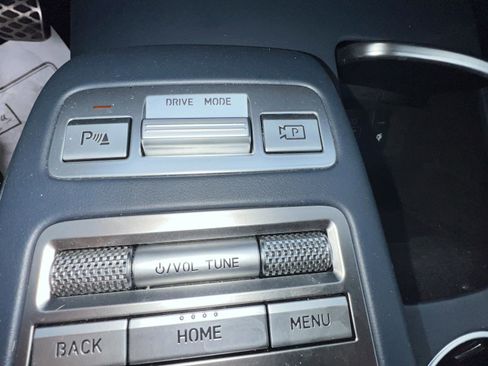 Used 2022 Genesis GV70 3.5T Sport w/ Sport Prestige Package image 24