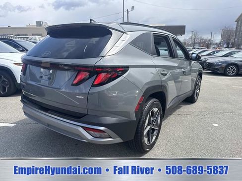 Used 2025 Hyundai Tucson SEL AWD/4WD image 4