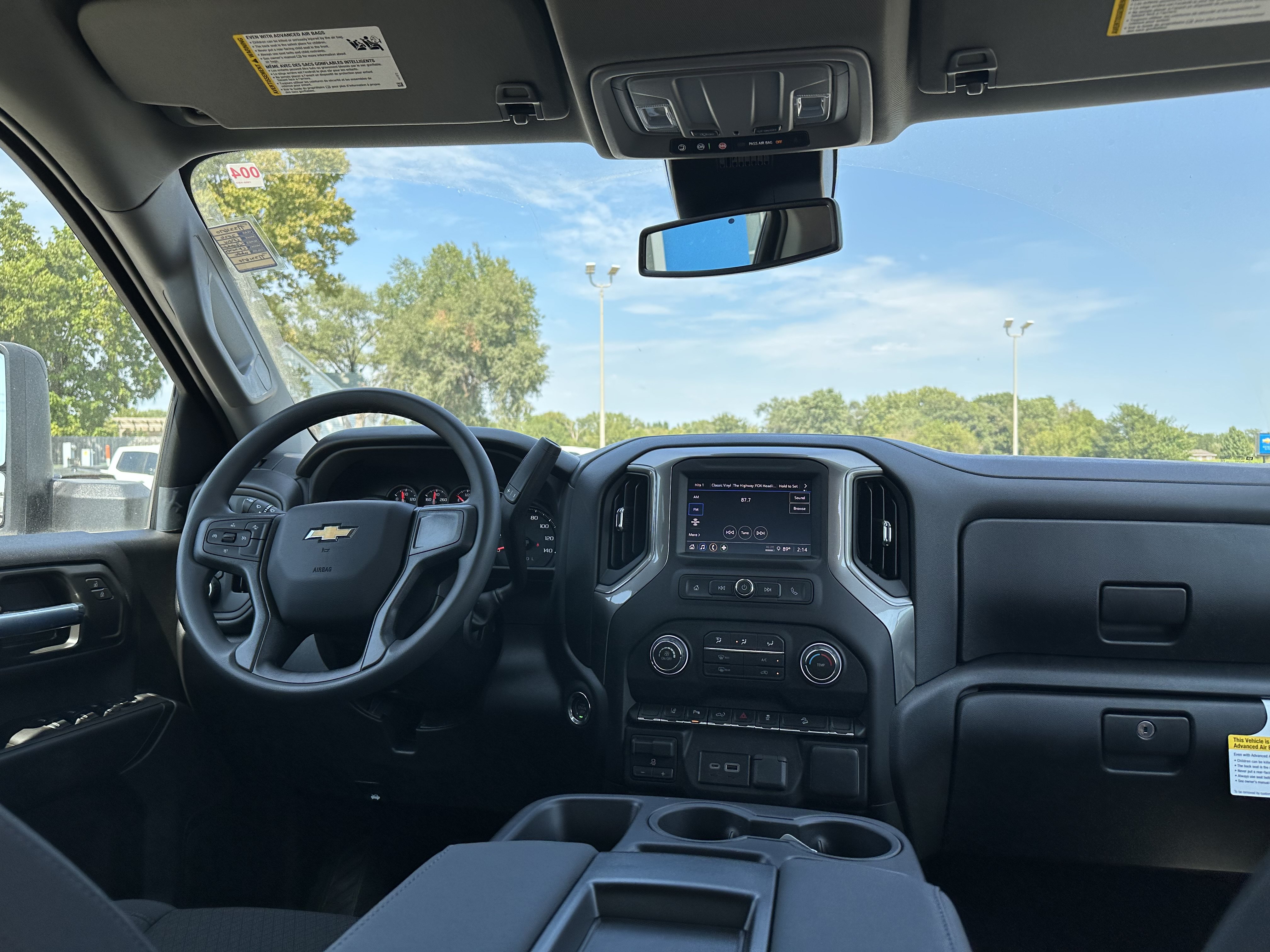 New 2026 Chevrolet Silverado 2500 Custom w/ Custom Value Package AWD/4WD image 30
