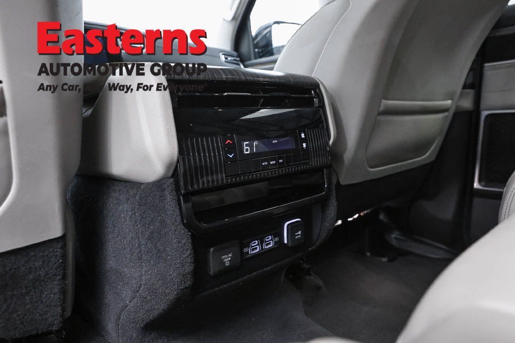Used 2024 Jeep Wagoneer Series II w/ Flexible Seating Group RWD image 25
