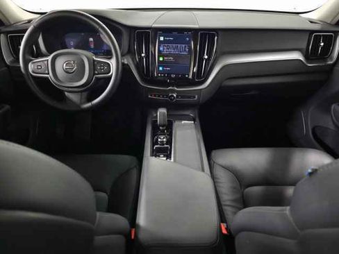 Certified 2025 Volvo XC60 B5 Core image 15