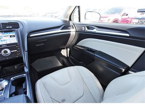 Used 2017 Ford Fusion Energi Titanium image 9