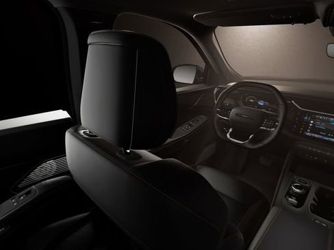 New 2026 Jeep Cherokee Limited image 19