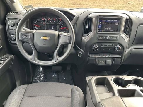Used 2023 Chevrolet Silverado 1500 Custom image 8