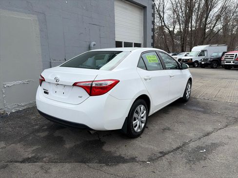 Used 2014 Toyota Corolla LE image 7
