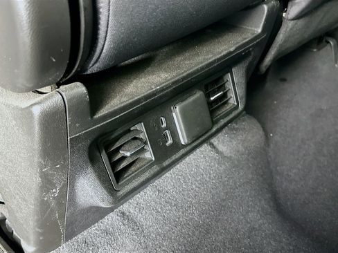 Used 2023 Chevrolet Silverado 1500 RST image 33