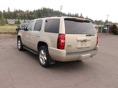 Used 2010 Chevrolet Tahoe LTZ AWD/4WD image 7