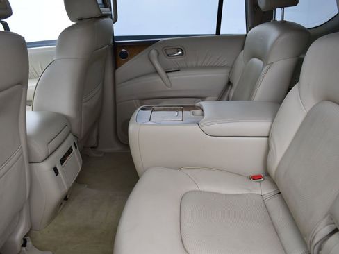 Used 2012 INFINITI QX56 4WD w/ Theater Pkg image 27