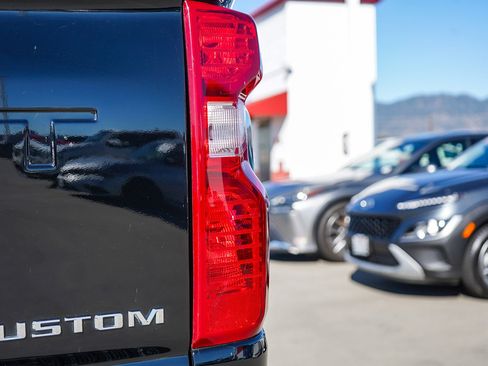 Used 2025 Chevrolet Silverado 2500 Custom image 10