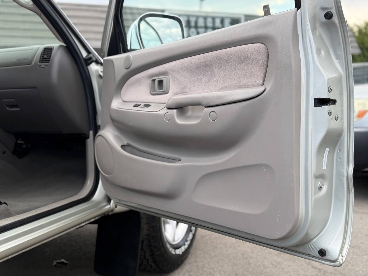 Used 2003 Toyota Tacoma PreRunner RWD image 63