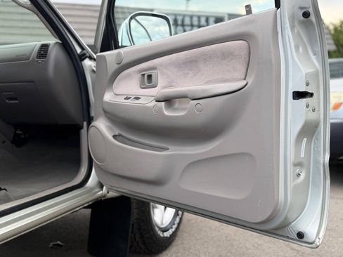 Used 2003 Toyota Tacoma PreRunner RWD image 63