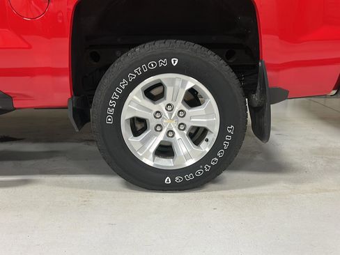 Used 2018 Chevrolet Silverado 1500 LT w/ All Star Edition image 25