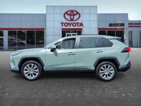 Certified 2023 Toyota RAV4 XLE Premium image 3