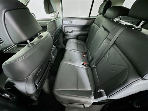 Used 2024 Hyundai Santa Fe SEL FWD image 27