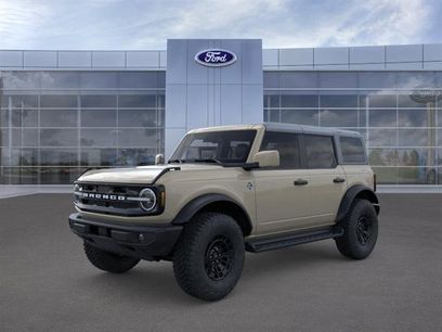 New 2026 Ford Bronco Outer Banks w/ Sasquatch Package