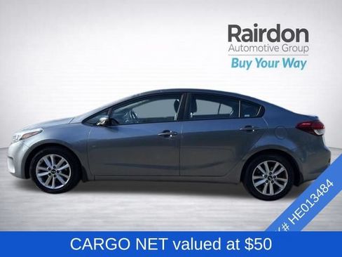 Used 2017 Kia Forte S FWD image 4