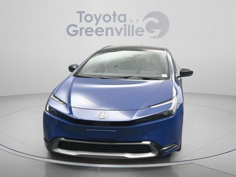 Used 2025 Toyota Prius Limited w/ Limited Premium Package FWD image 22