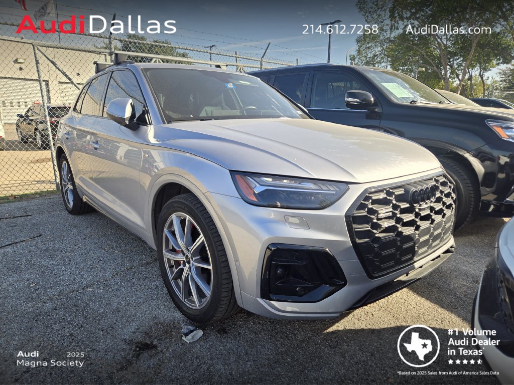 Used 2024 Audi Q5 e Prestige AWD/4WD image 1