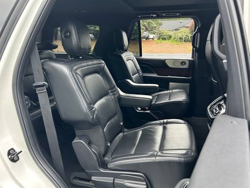 Used 2020 Lincoln Navigator Reserve w/ Luxury Package AWD/4WD image 54