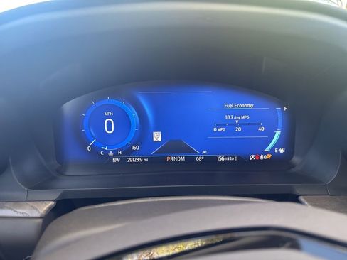 Used 2021 Ford Explorer Platinum w/ Premium Technology Package image 4