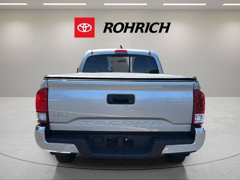 Certified 2022 Toyota Tacoma SR5 w/ SR5 Appearance Package (SM) AWD/4WD image 7