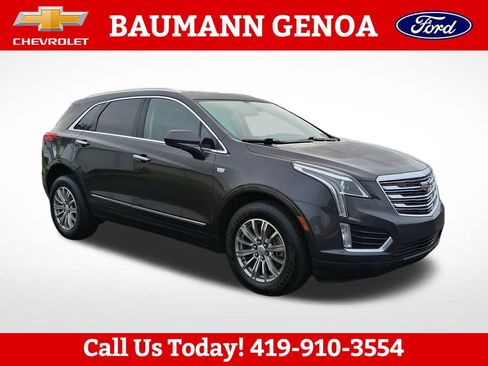 Used 2017 Cadillac XT5 Luxury w/ Driver Awareness Package AWD/4WD image 8