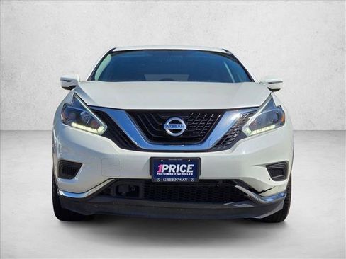 Used 2018 Nissan Murano S FWD image 2
