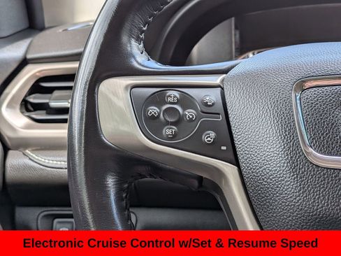 Used 2018 GMC Acadia Denali AWD/4WD image 17