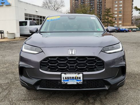 Certified 2026 Honda HR-V LX image 2