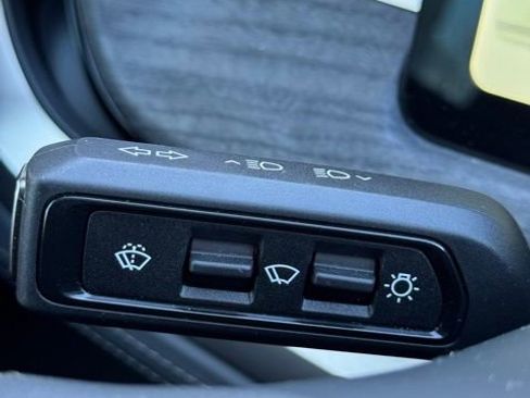 Used 2022 Rivian R1T Launch Edition image 29