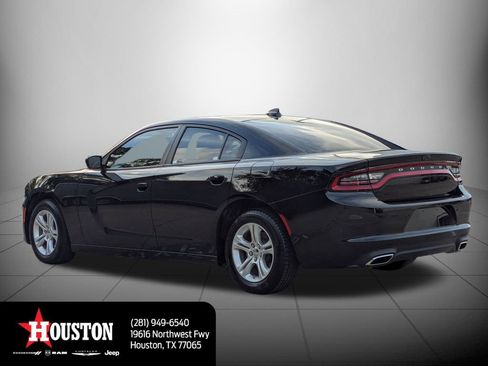 Used 2023 Dodge Charger SXT image 5